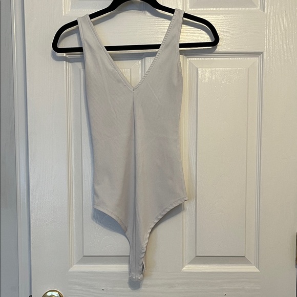White Ruched Bodysuit - Picture 3 of 3